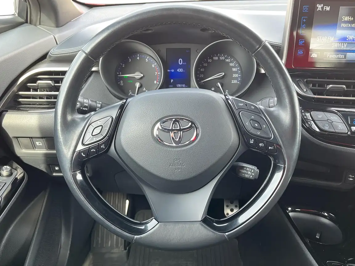 TOYOTA C-HR