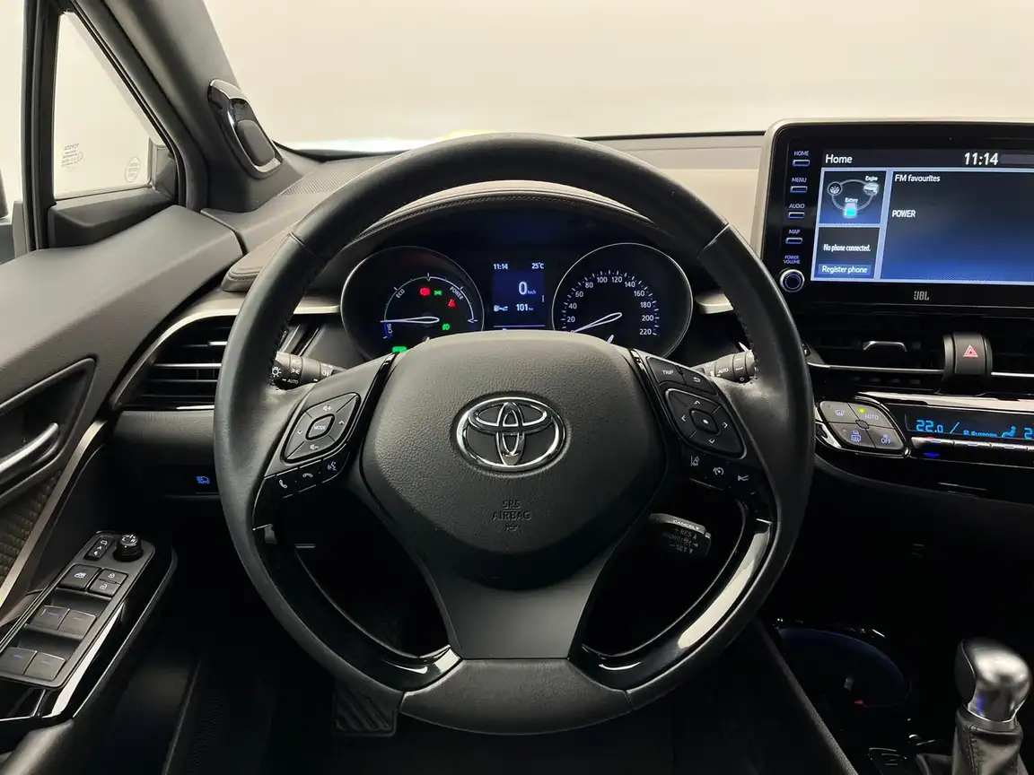 TOYOTA C-HR