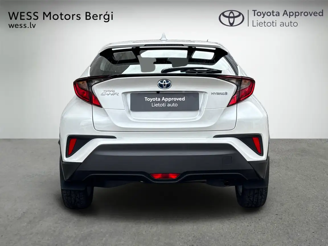 TOYOTA C-HR
