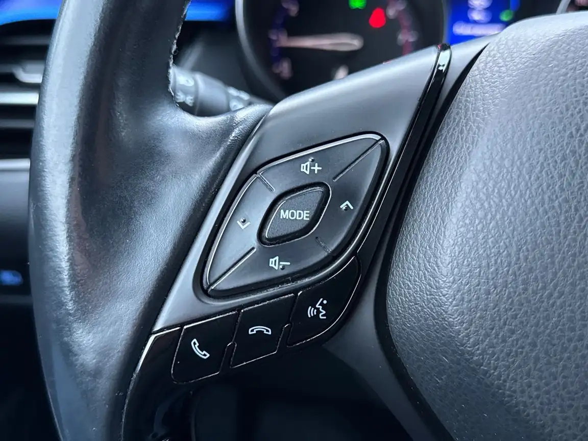 TOYOTA C-HR