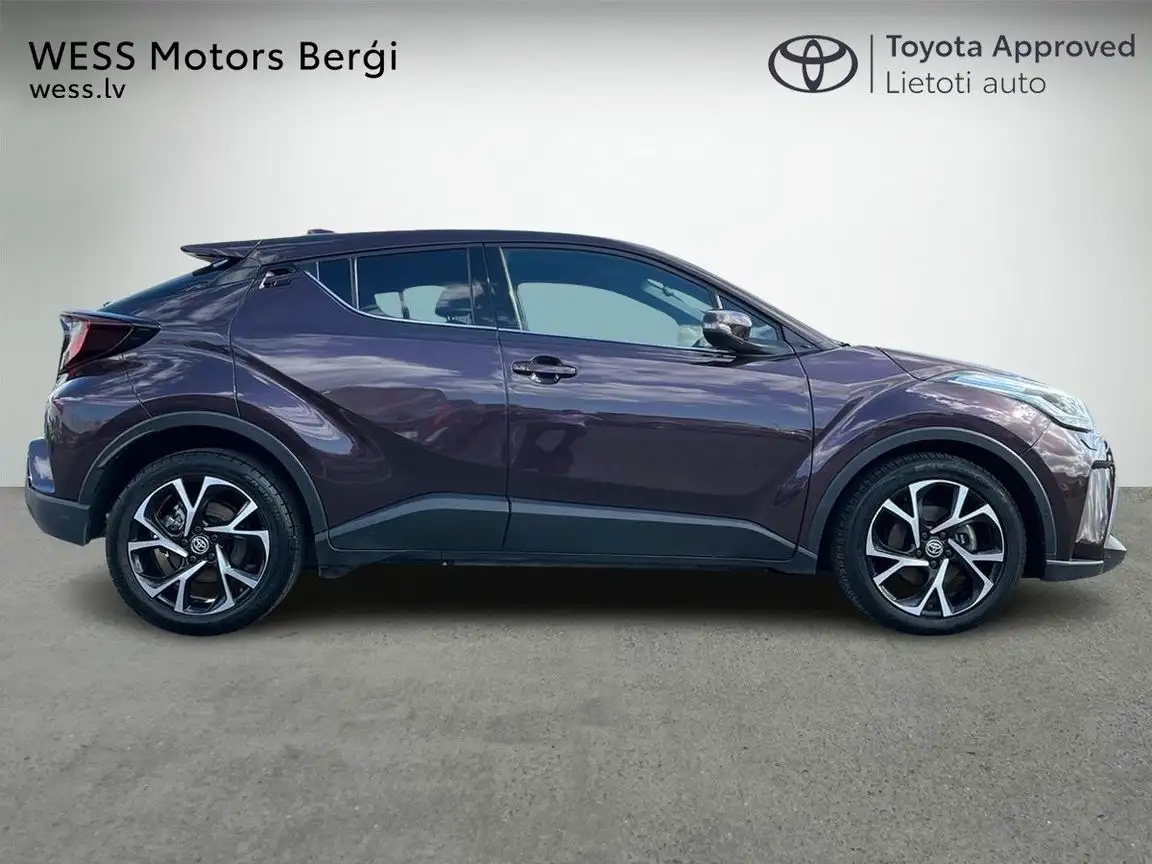 TOYOTA C-HR