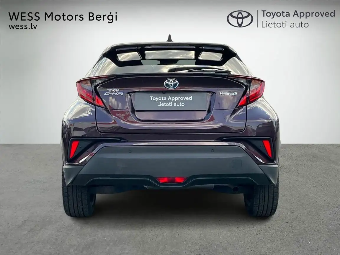 TOYOTA C-HR