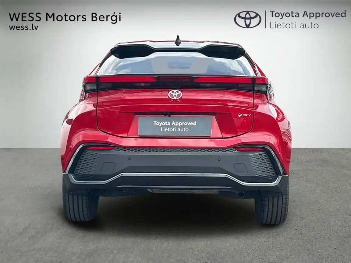 TOYOTA C-HR