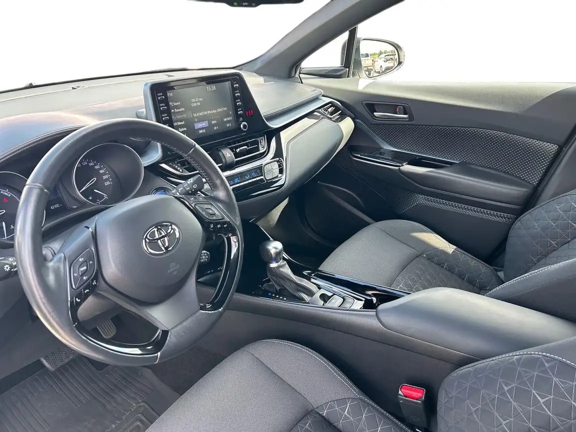 TOYOTA C-HR