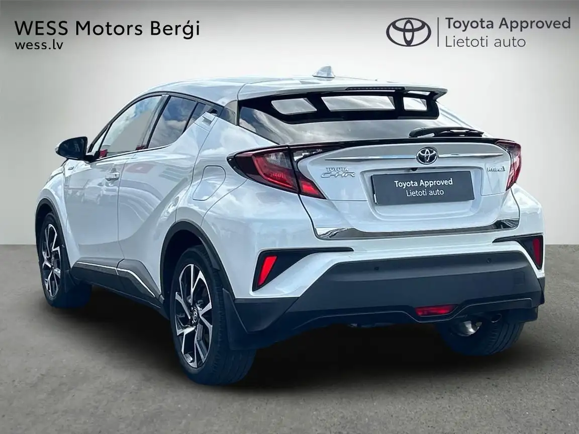 TOYOTA C-HR