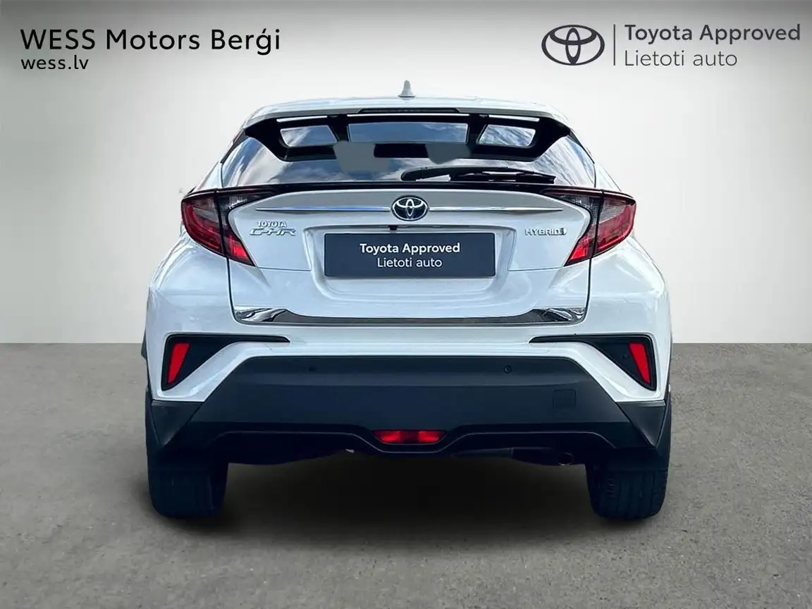 TOYOTA C-HR
