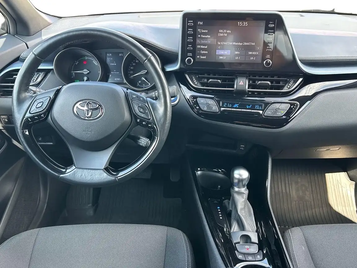 TOYOTA C-HR