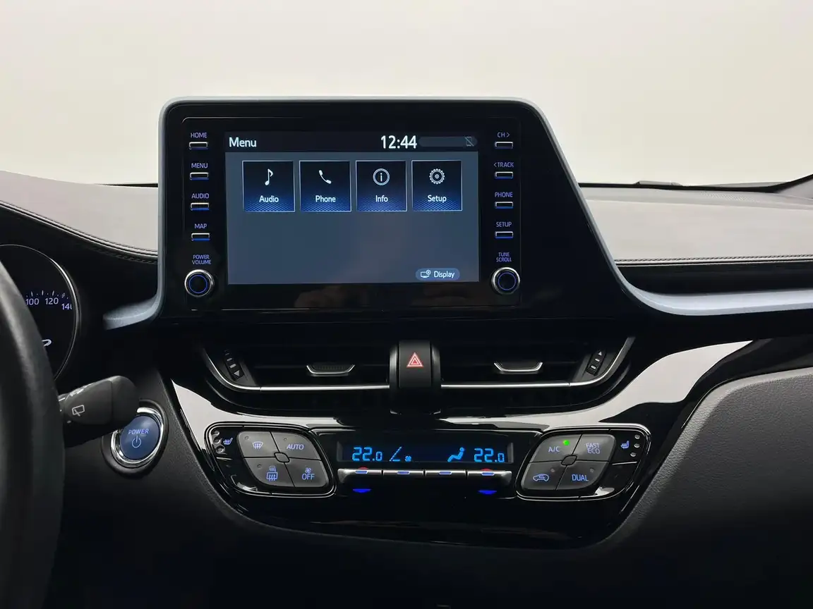 TOYOTA C-HR