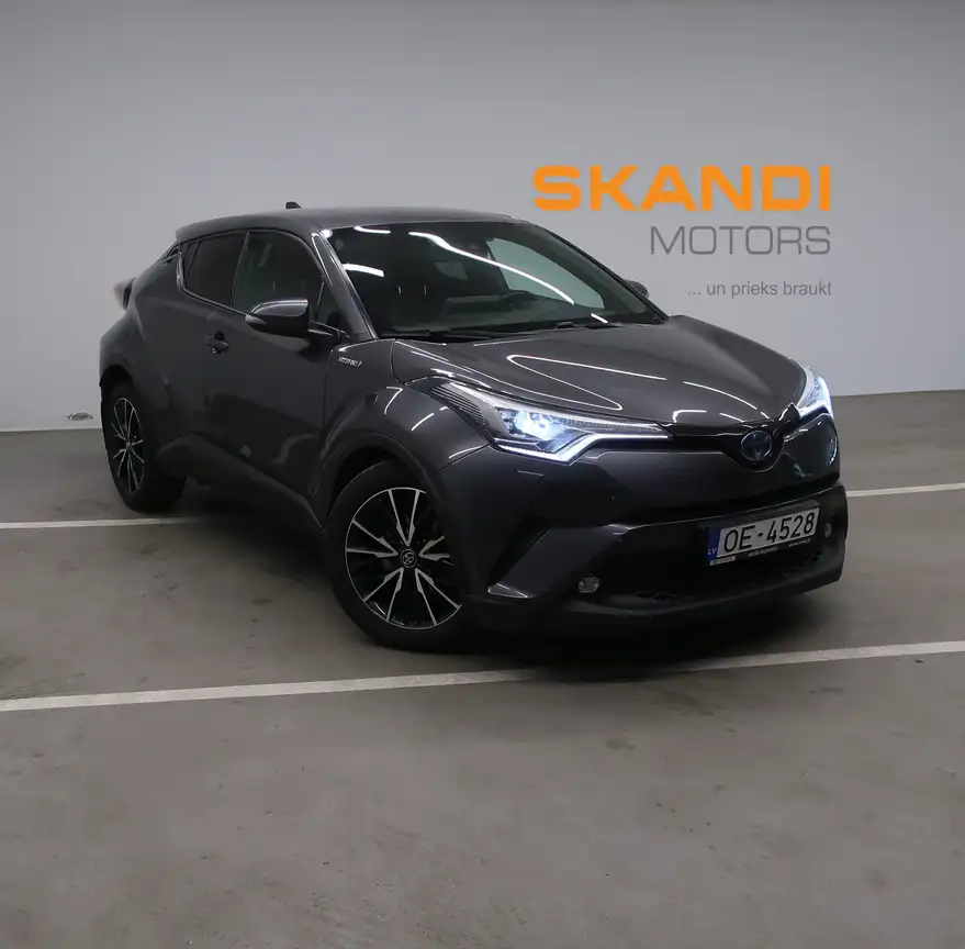 TOYOTA C-HR