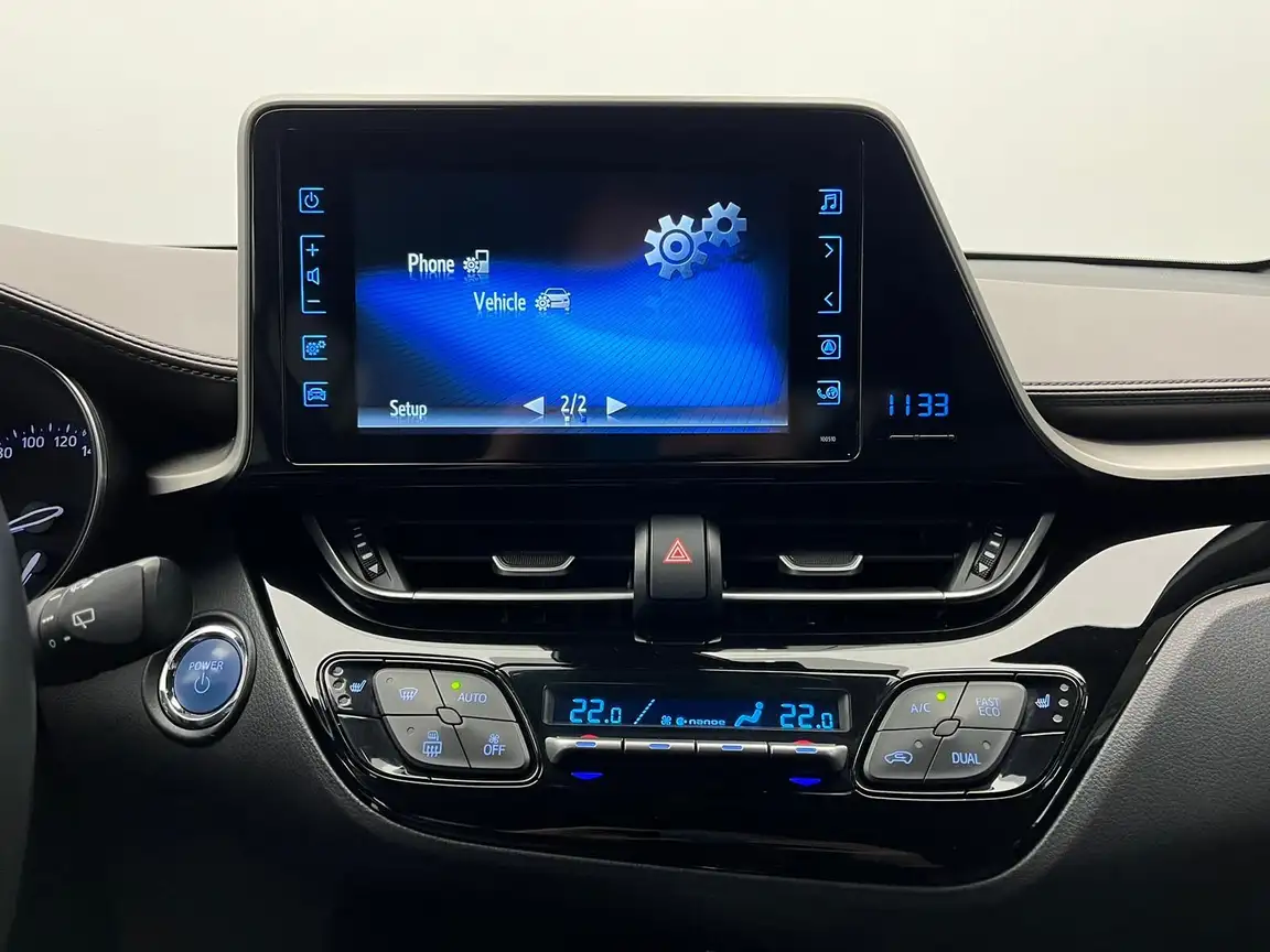 TOYOTA C-HR
