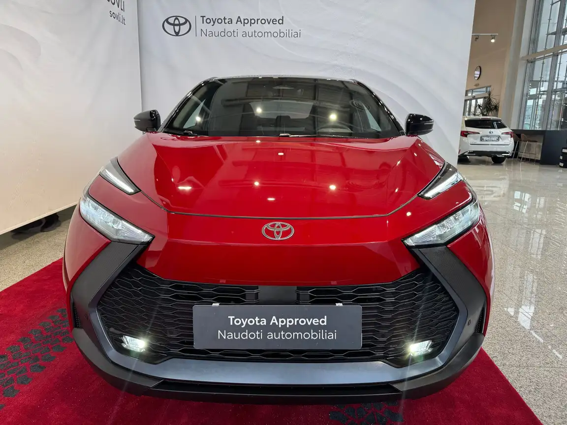 TOYOTA C-HR