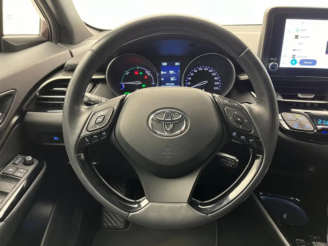 TOYOTA C-HR