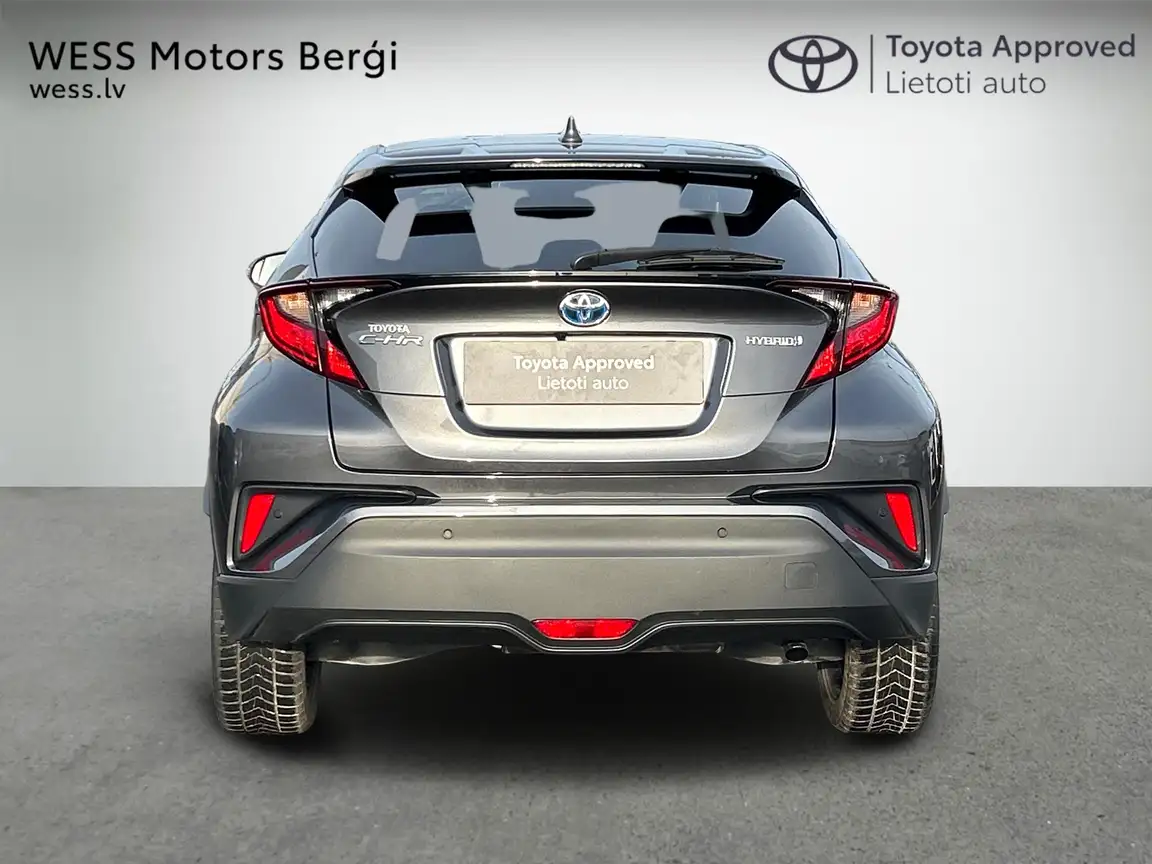 TOYOTA C-HR