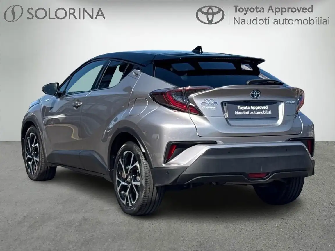 TOYOTA C-HR