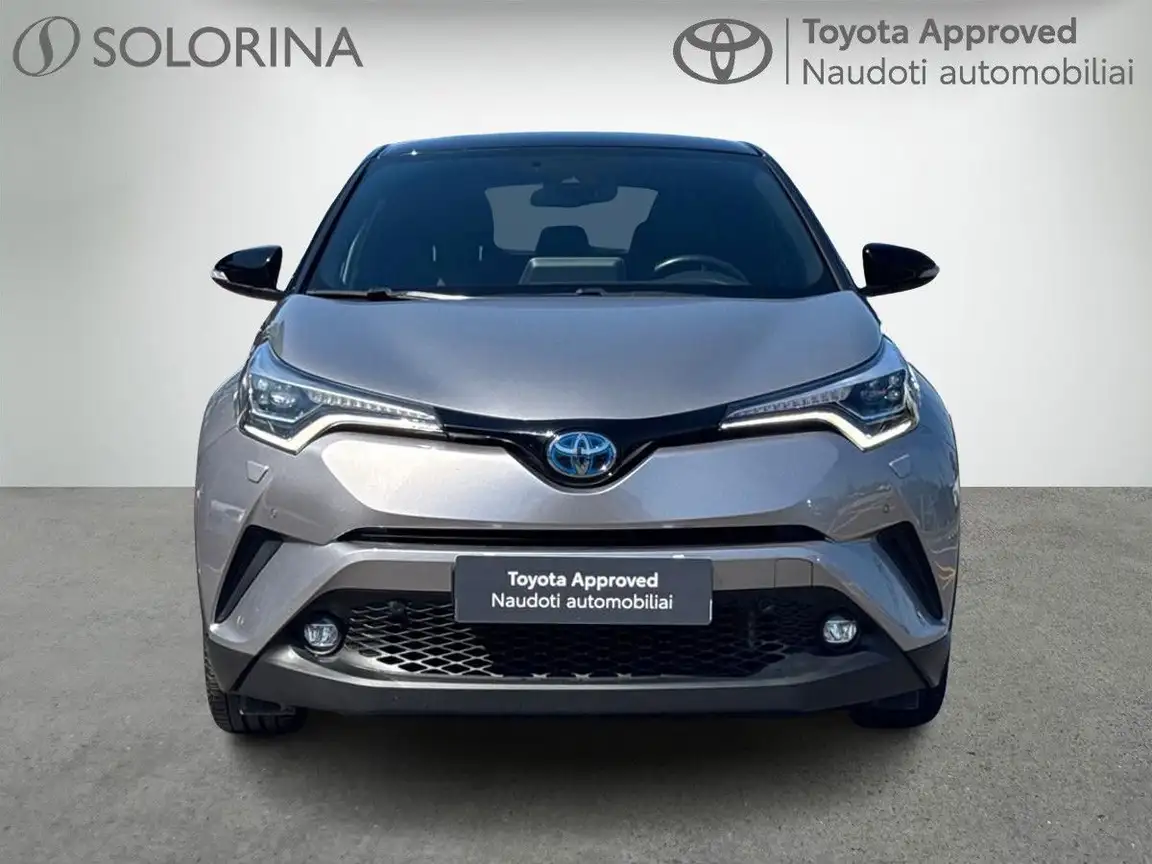 TOYOTA C-HR