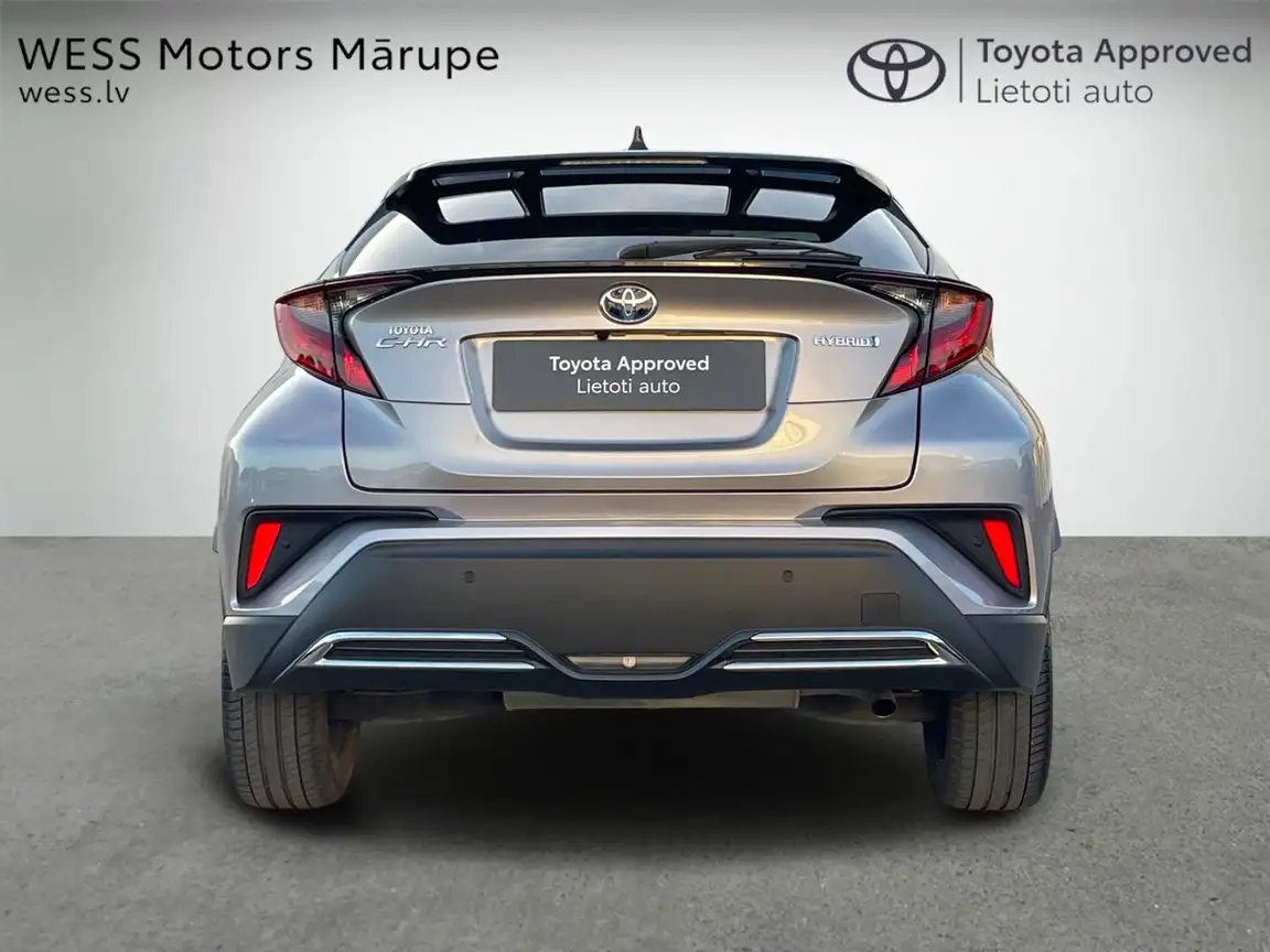 TOYOTA C-HR