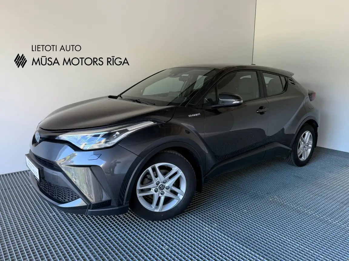 TOYOTA C-HR