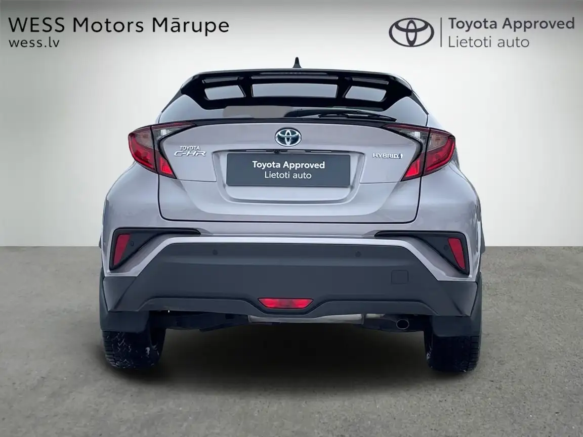 TOYOTA C-HR