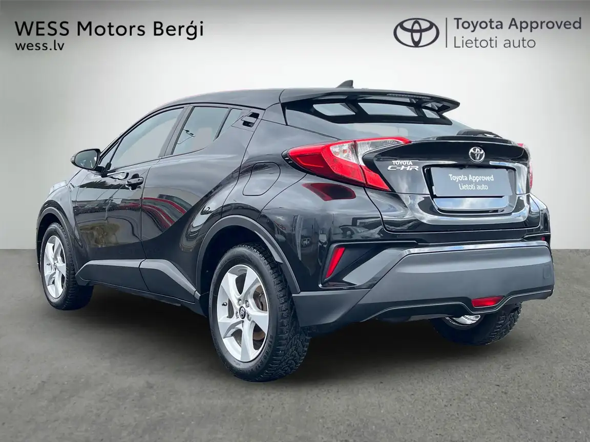 TOYOTA C-HR