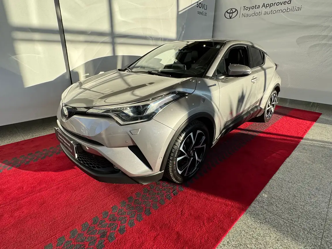 TOYOTA C-HR