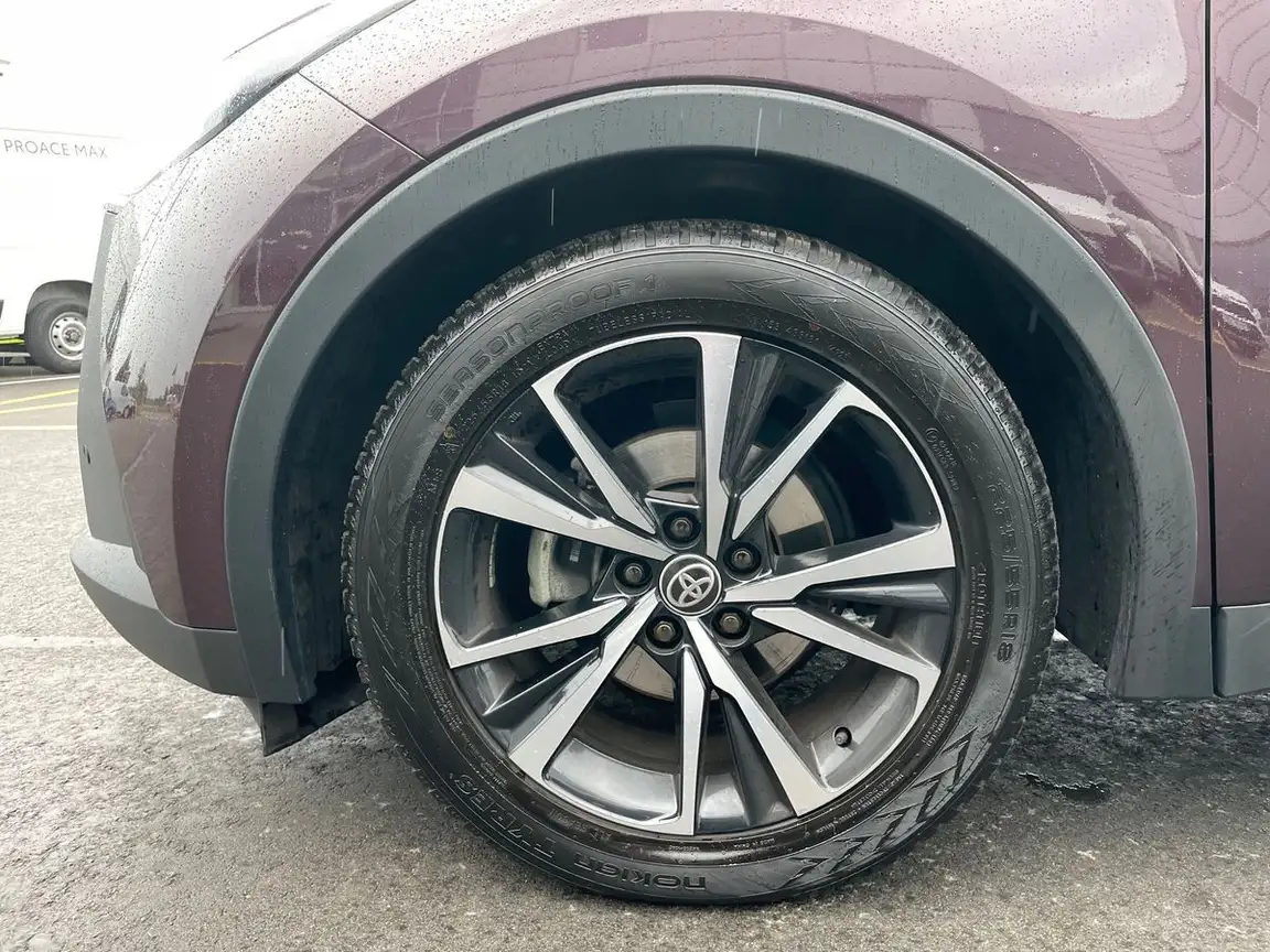 TOYOTA C-HR