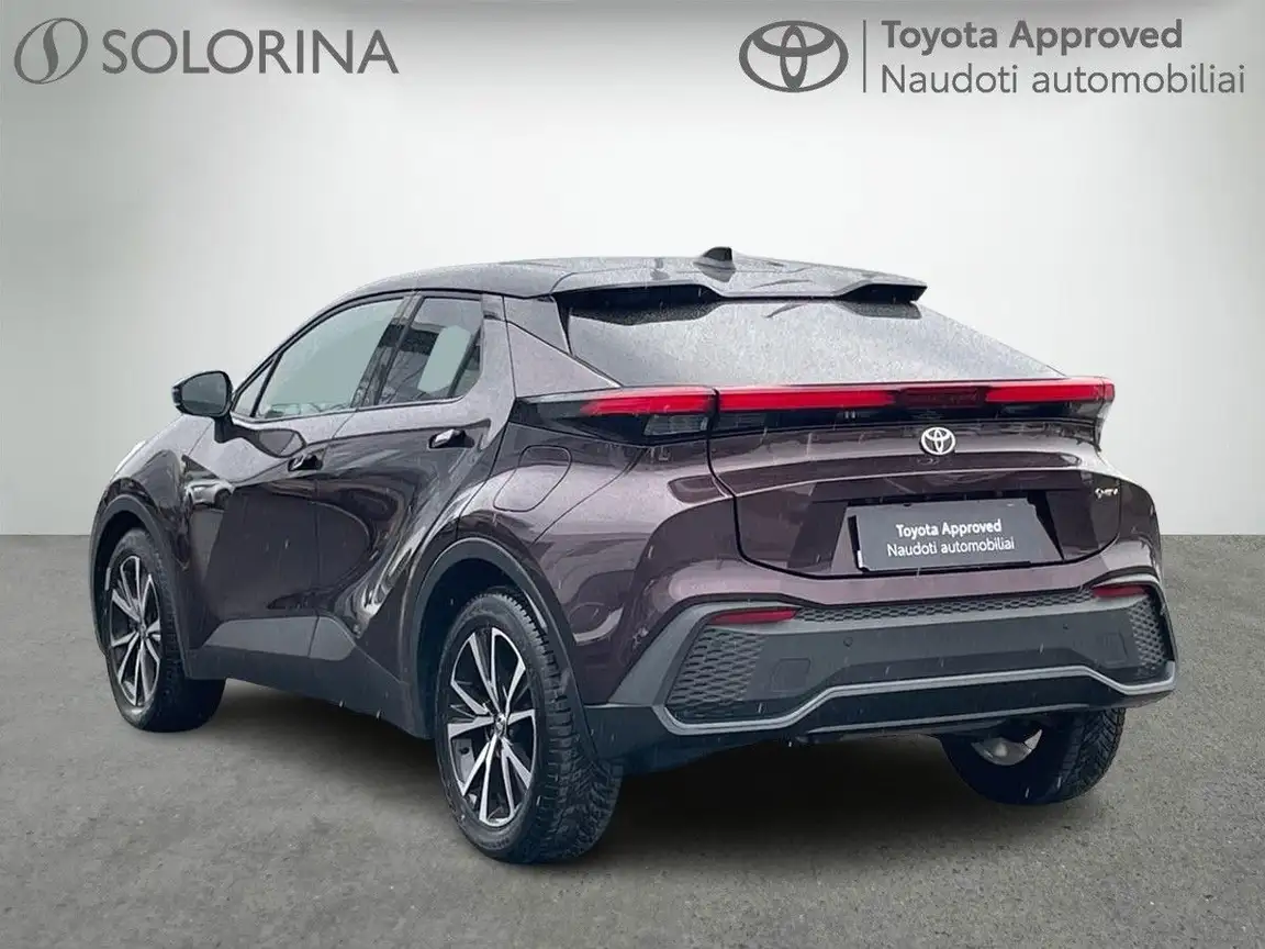 TOYOTA C-HR