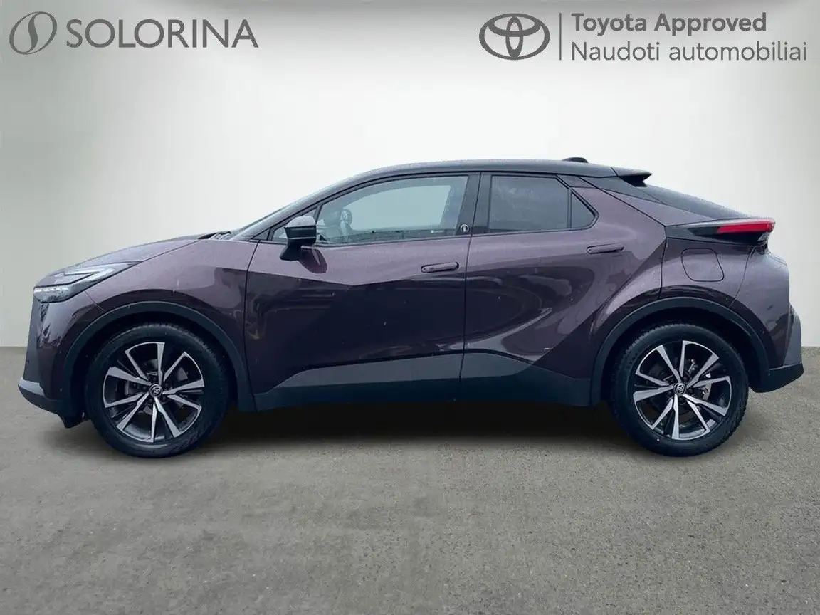 TOYOTA C-HR
