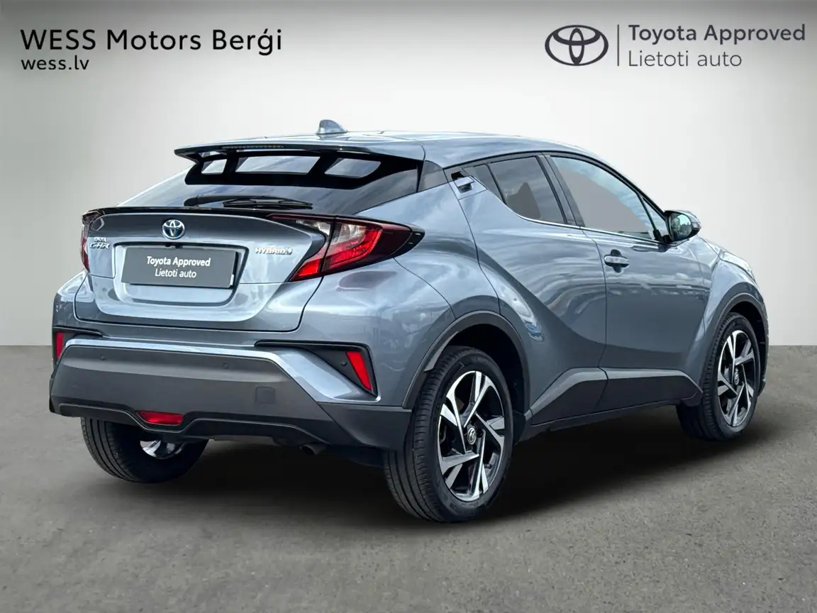 TOYOTA C-HR