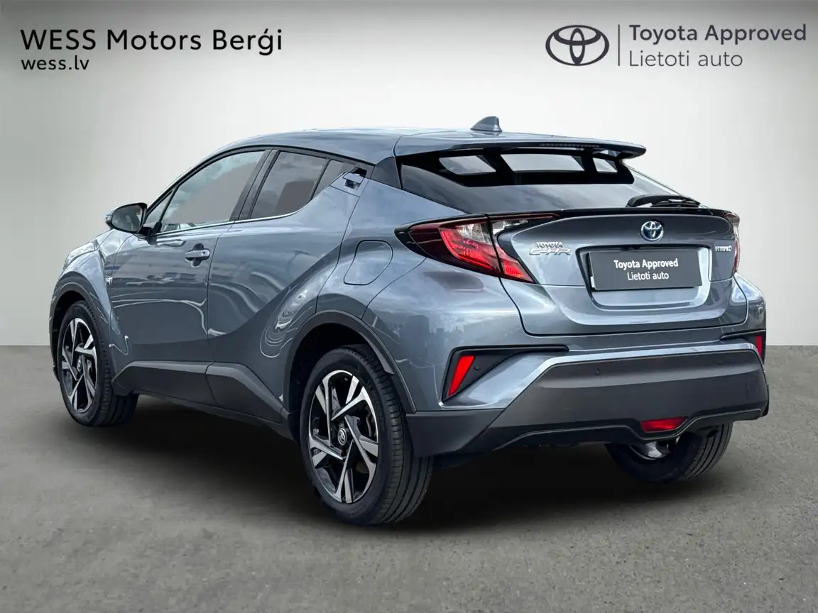 TOYOTA C-HR