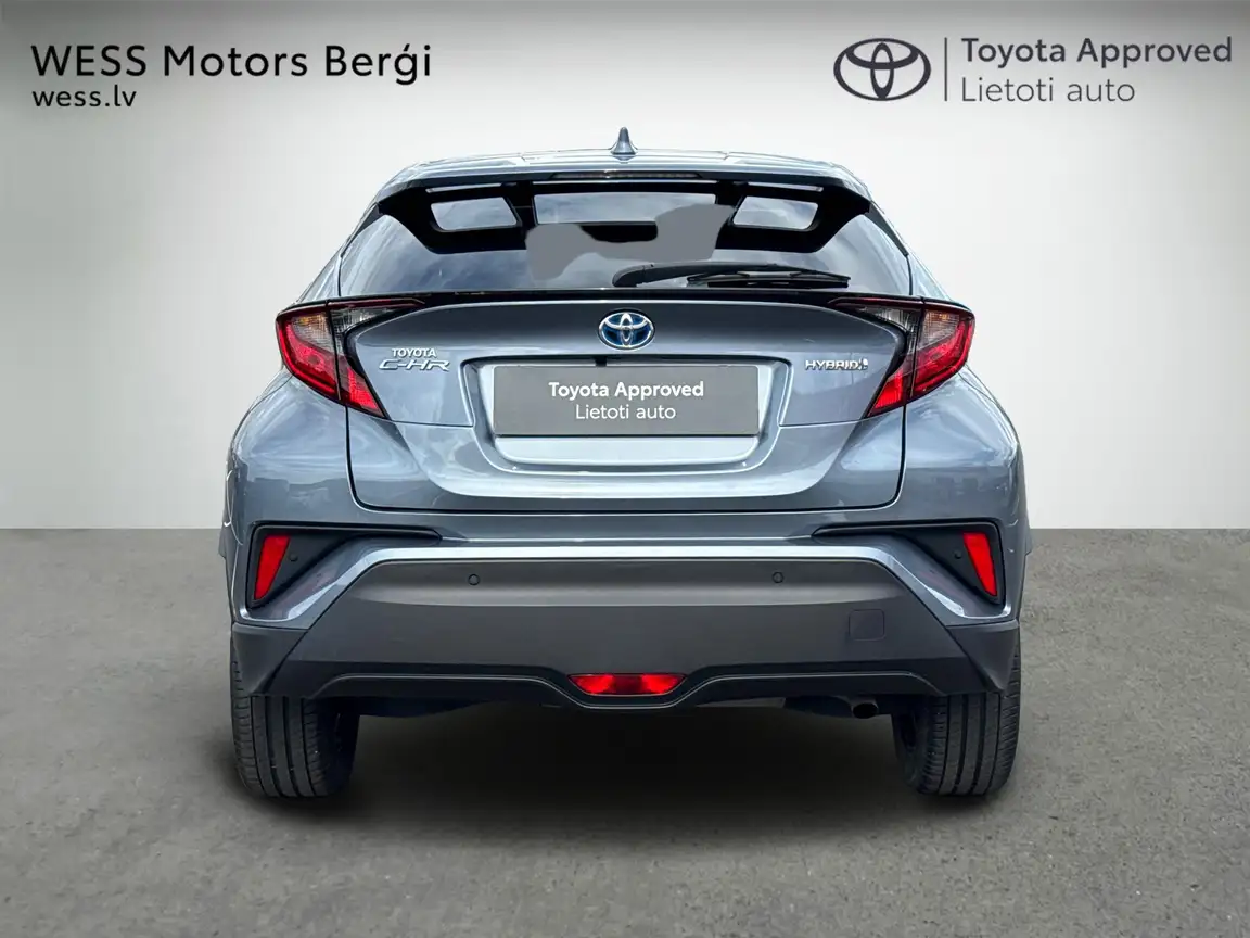 TOYOTA C-HR