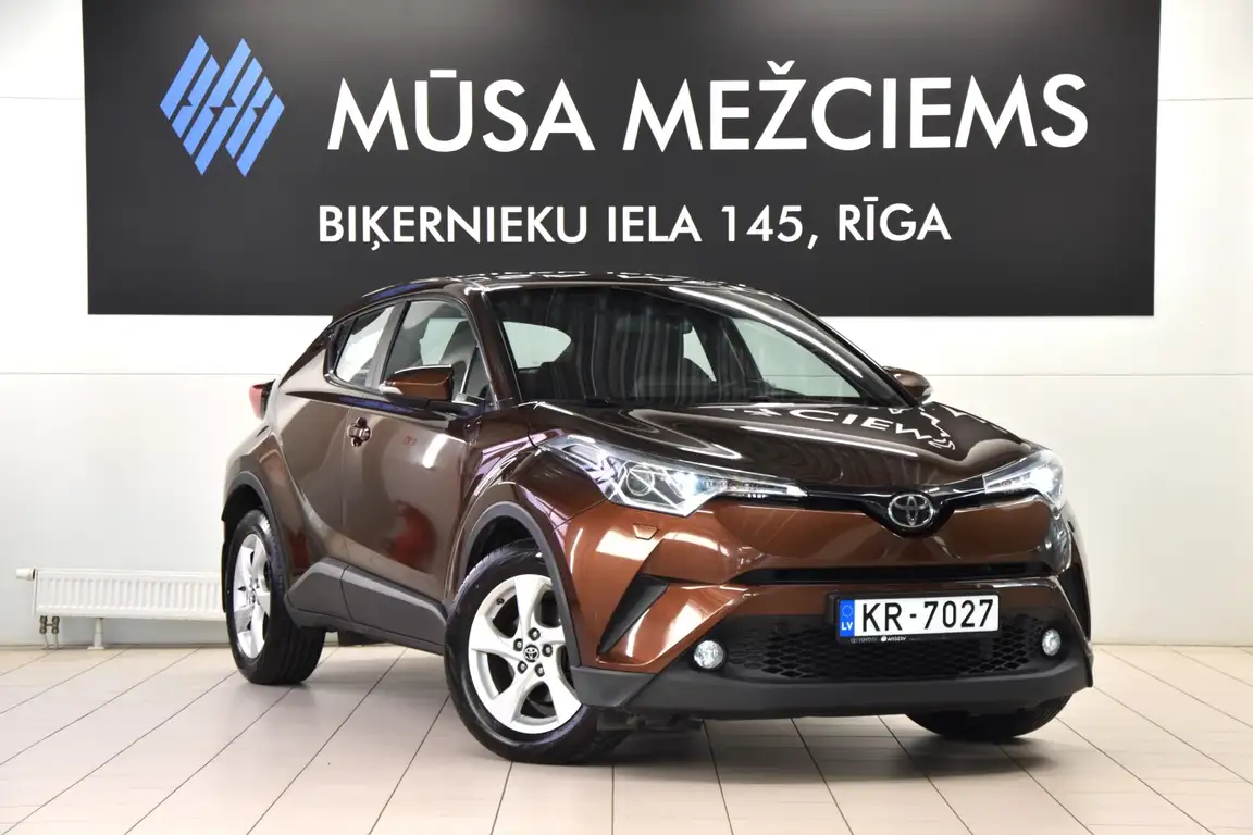 TOYOTA C-HR