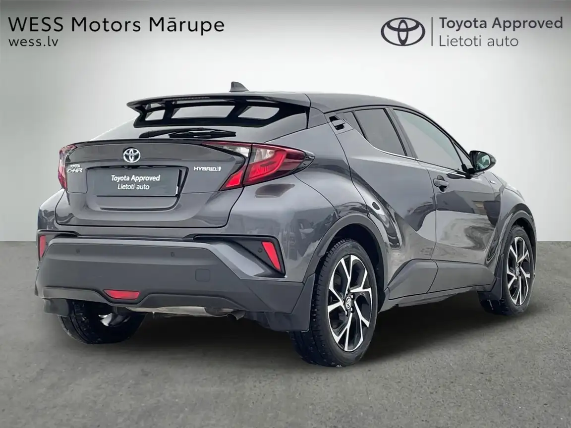 TOYOTA C-HR