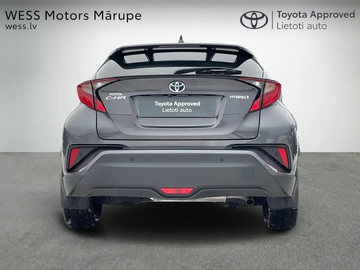 TOYOTA C-HR