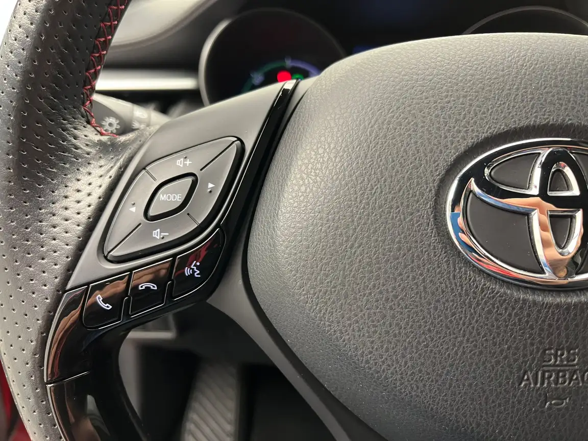 TOYOTA C-HR
