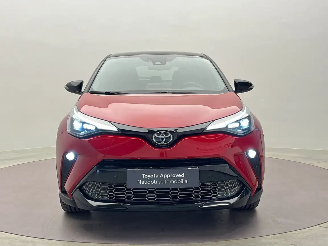 TOYOTA C-HR