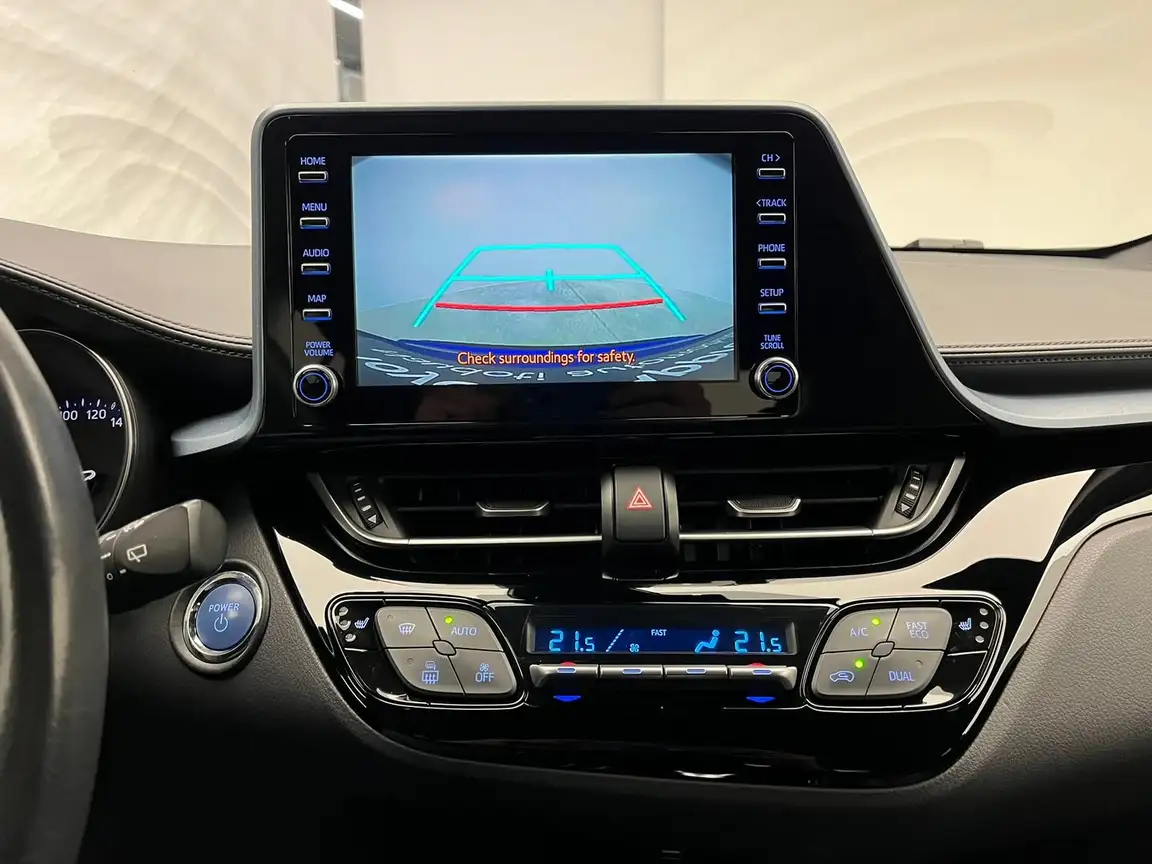 TOYOTA C-HR