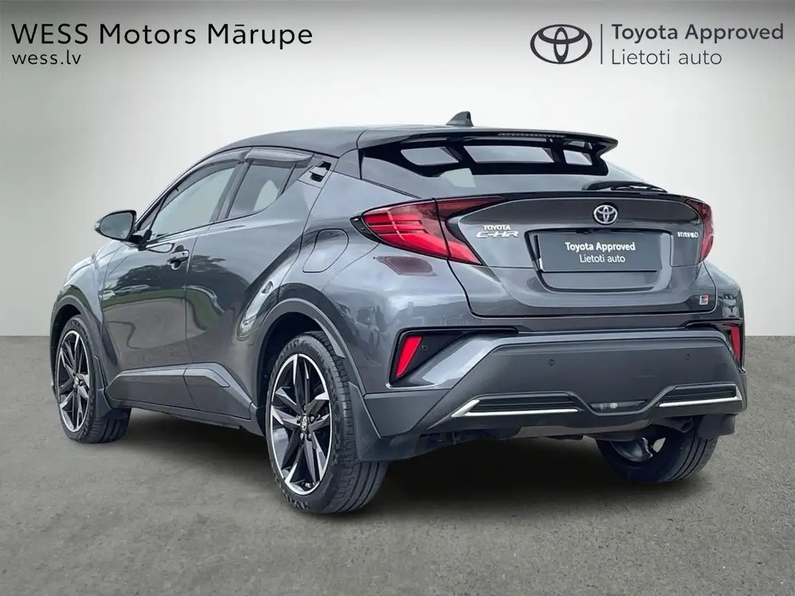 TOYOTA C-HR