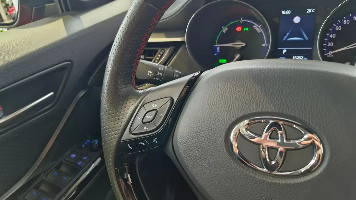 TOYOTA C-HR