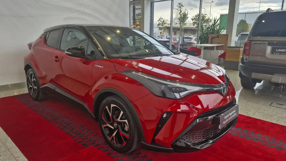 TOYOTA C-HR