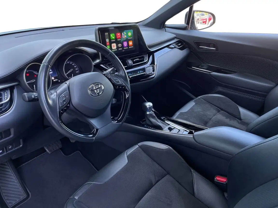 TOYOTA C-HR