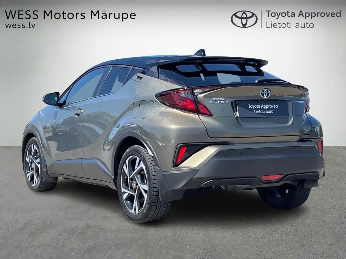 TOYOTA C-HR