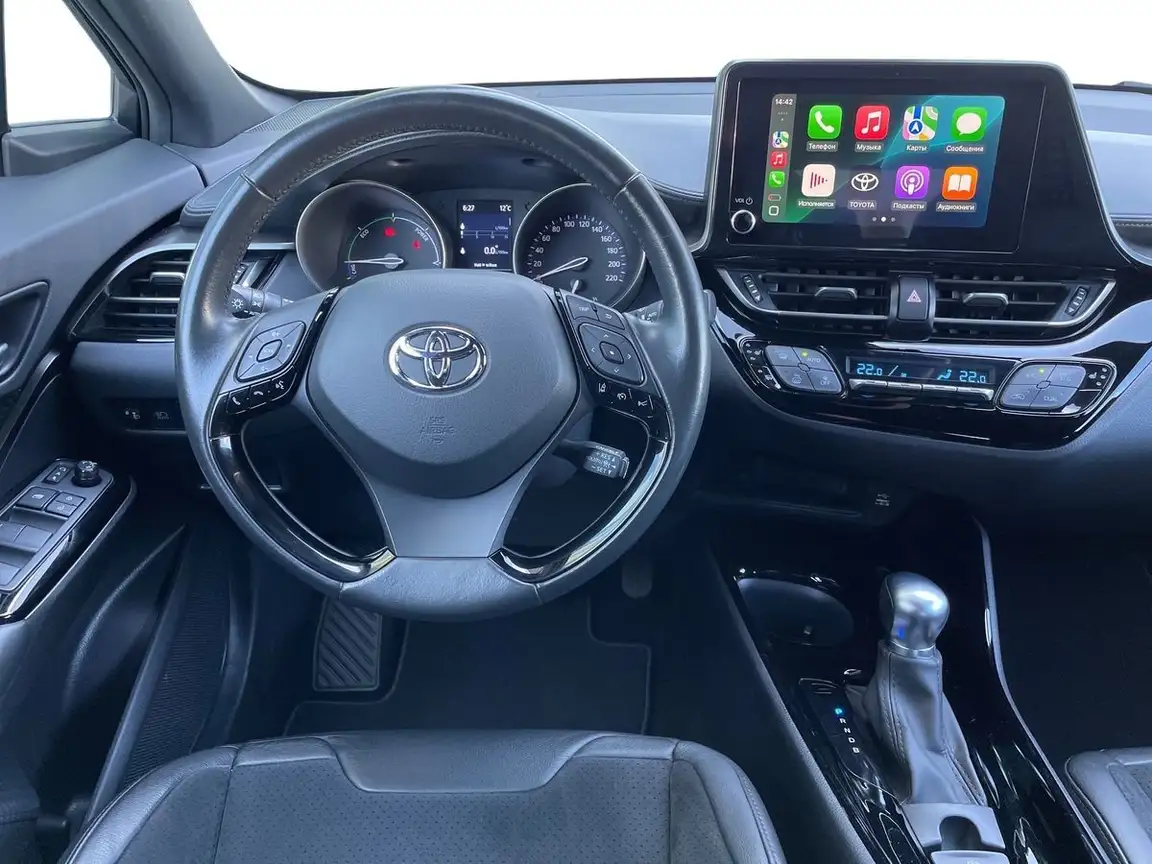 TOYOTA C-HR