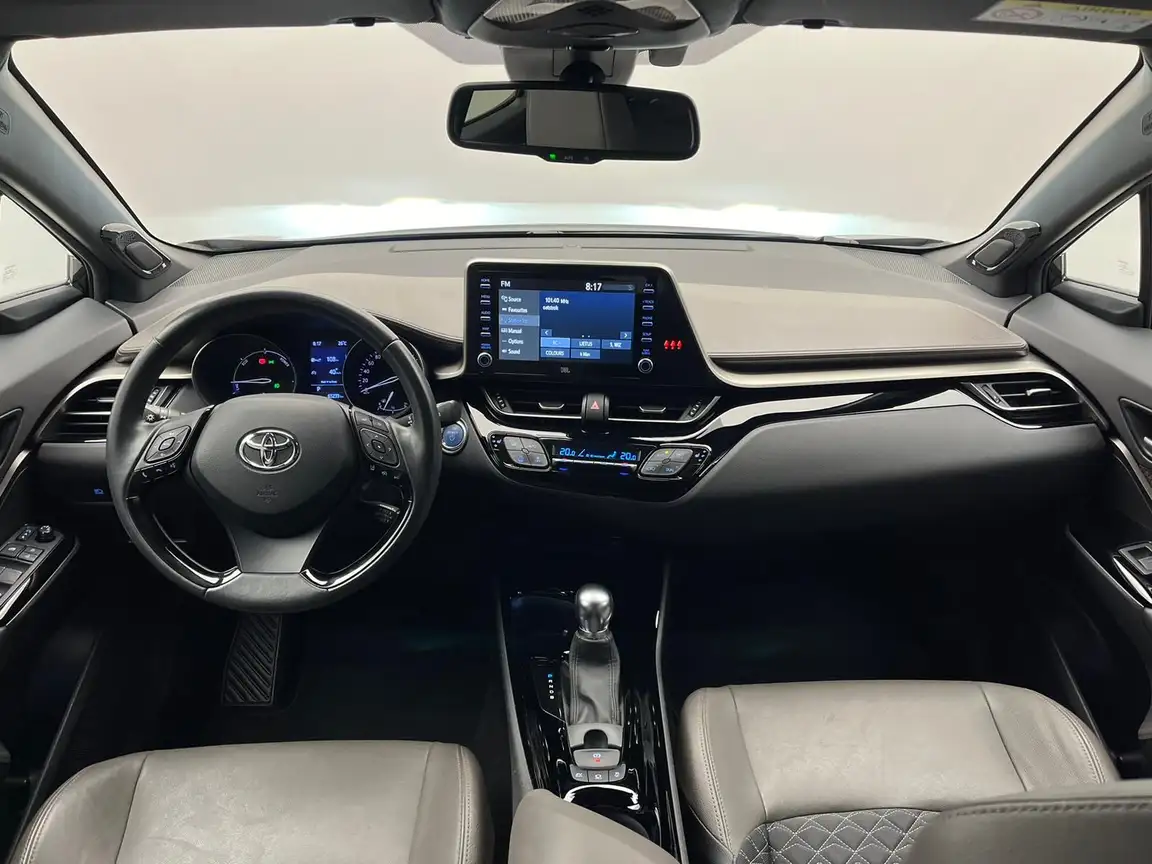 TOYOTA C-HR
