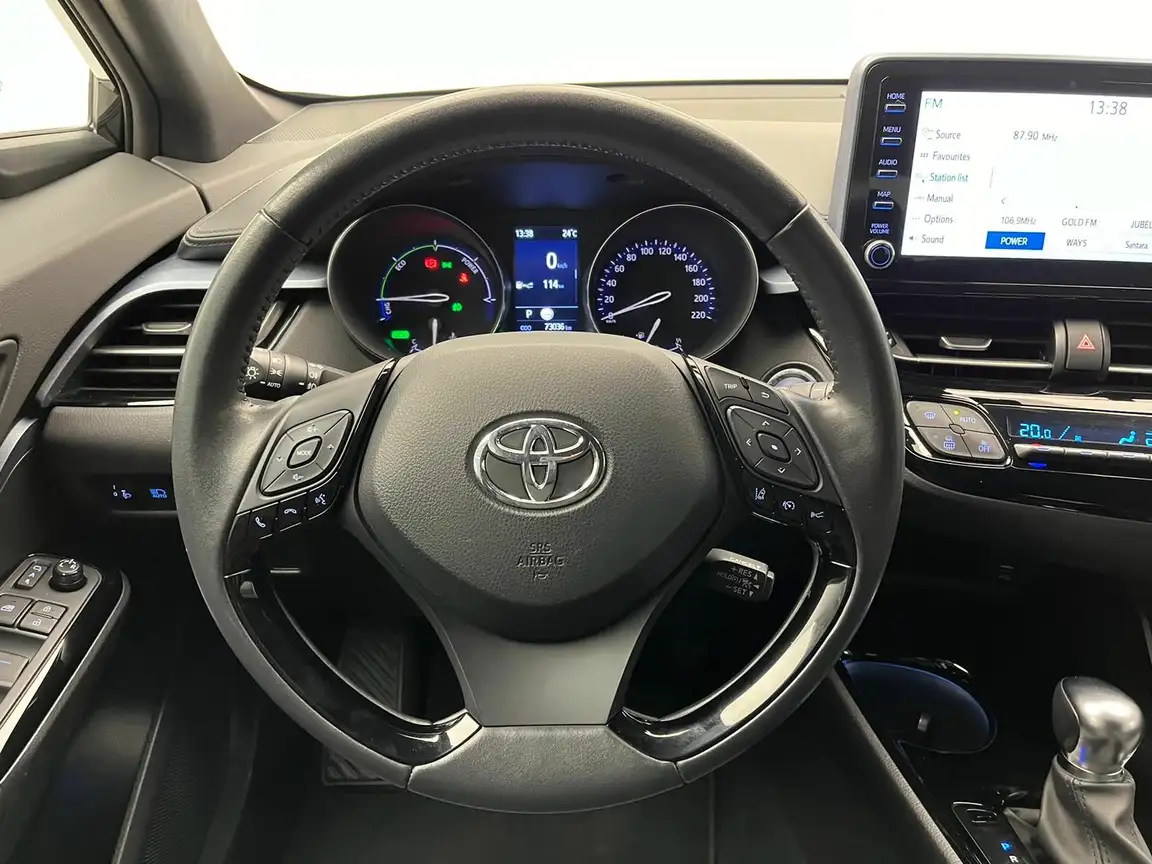 TOYOTA C-HR