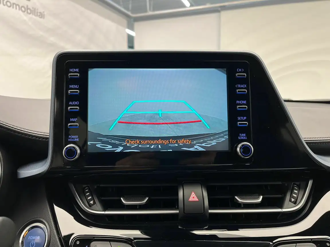 TOYOTA C-HR