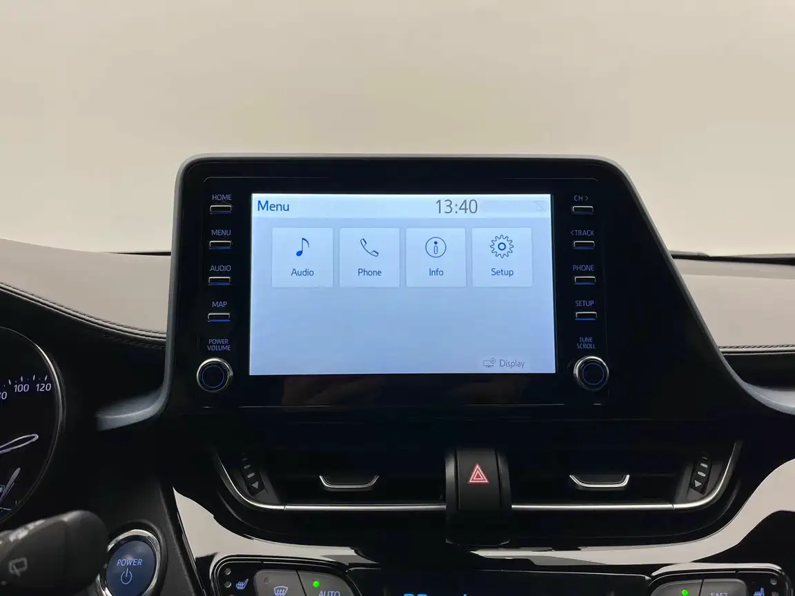 TOYOTA C-HR