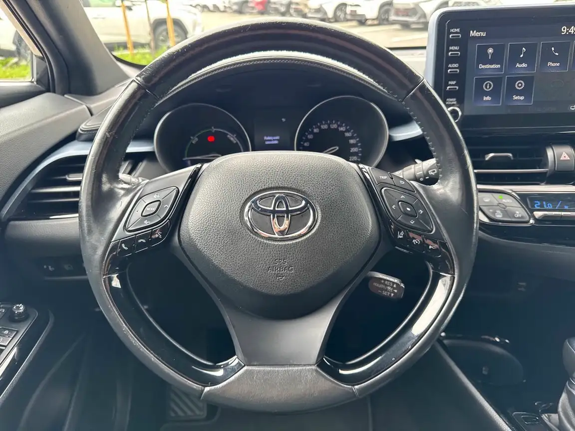 TOYOTA C-HR