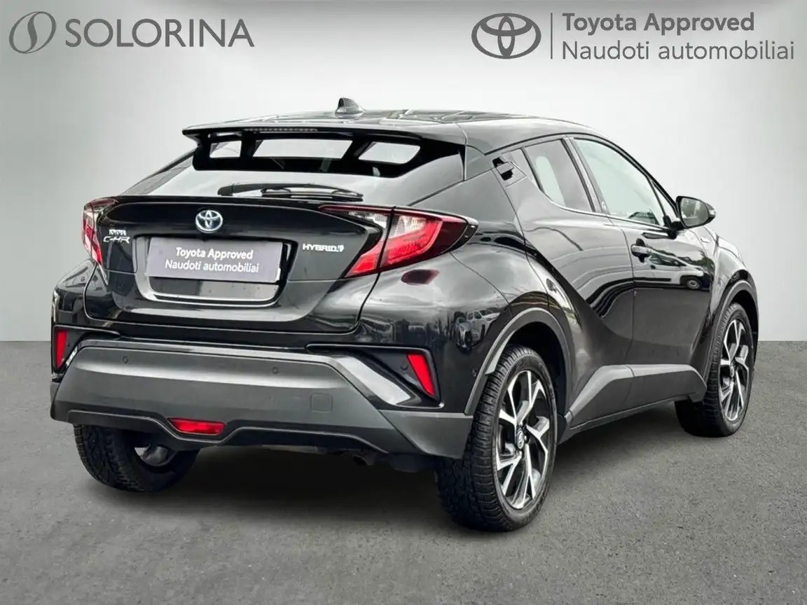 TOYOTA C-HR