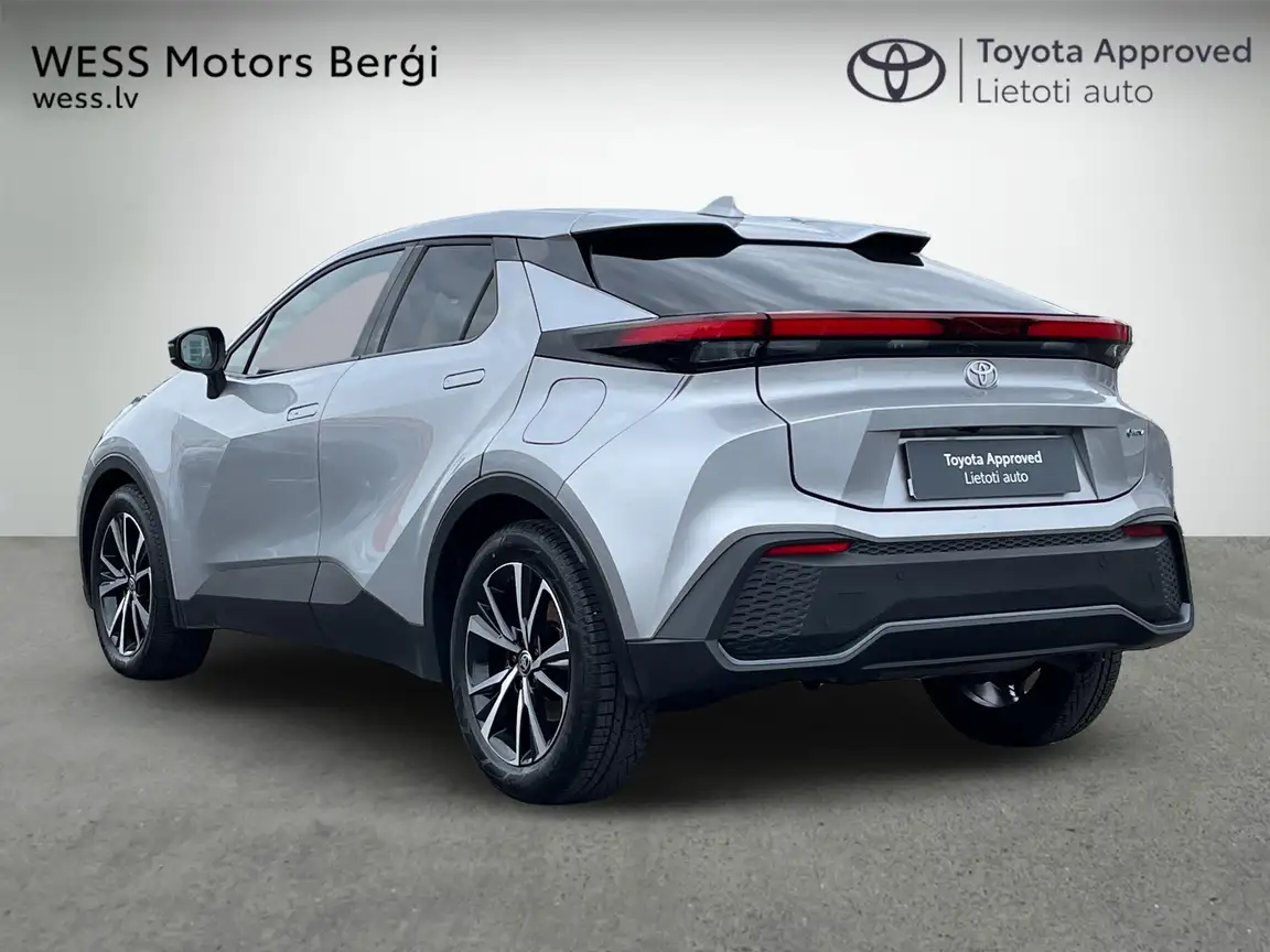 TOYOTA C-HR