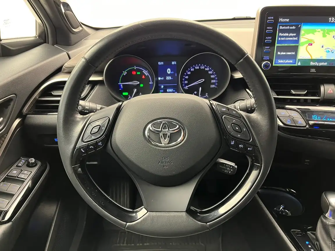TOYOTA C-HR